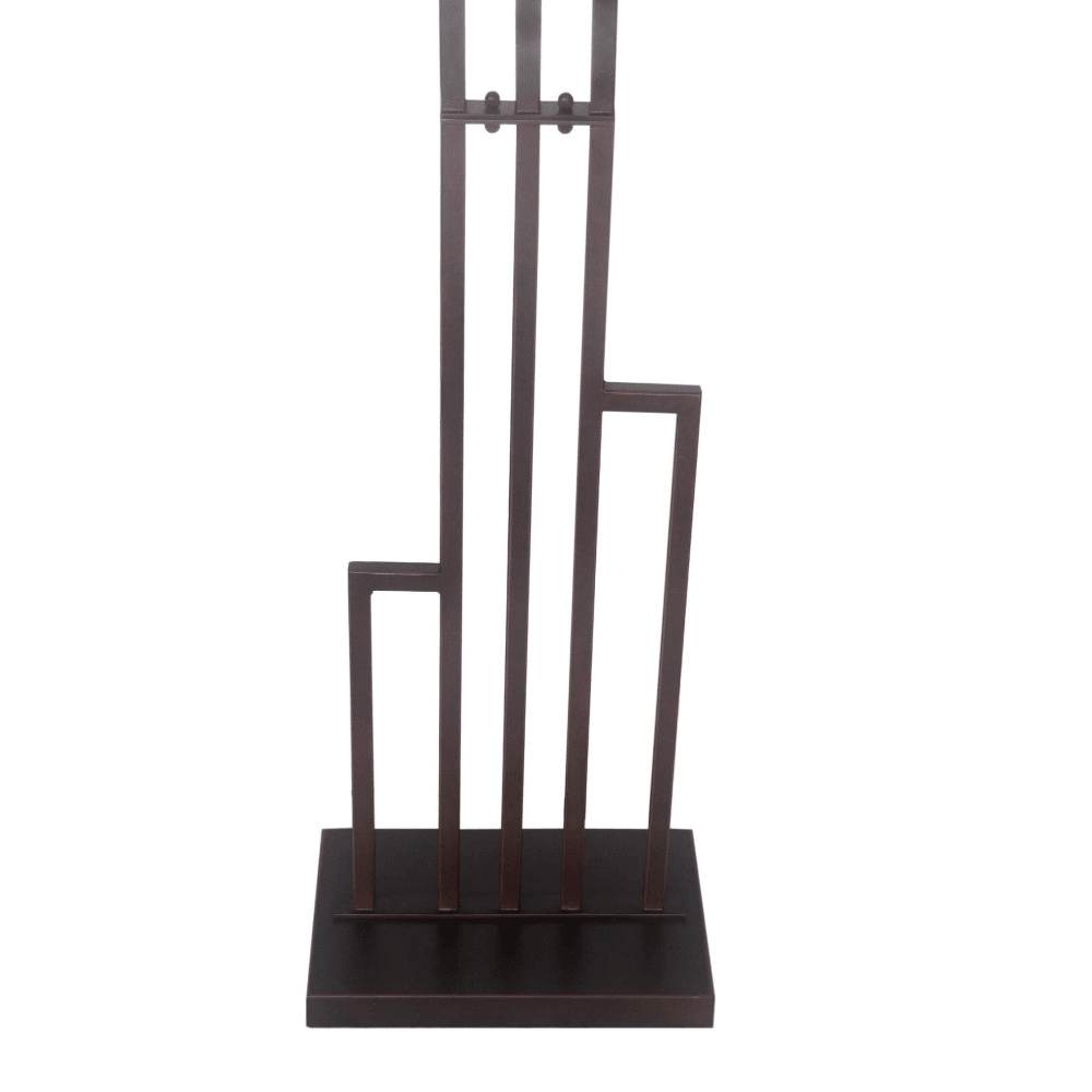 Basis der Tiffany inspirierten Designer Deckenfluter aus Schmiedeeisen, stabil und modern im Design.