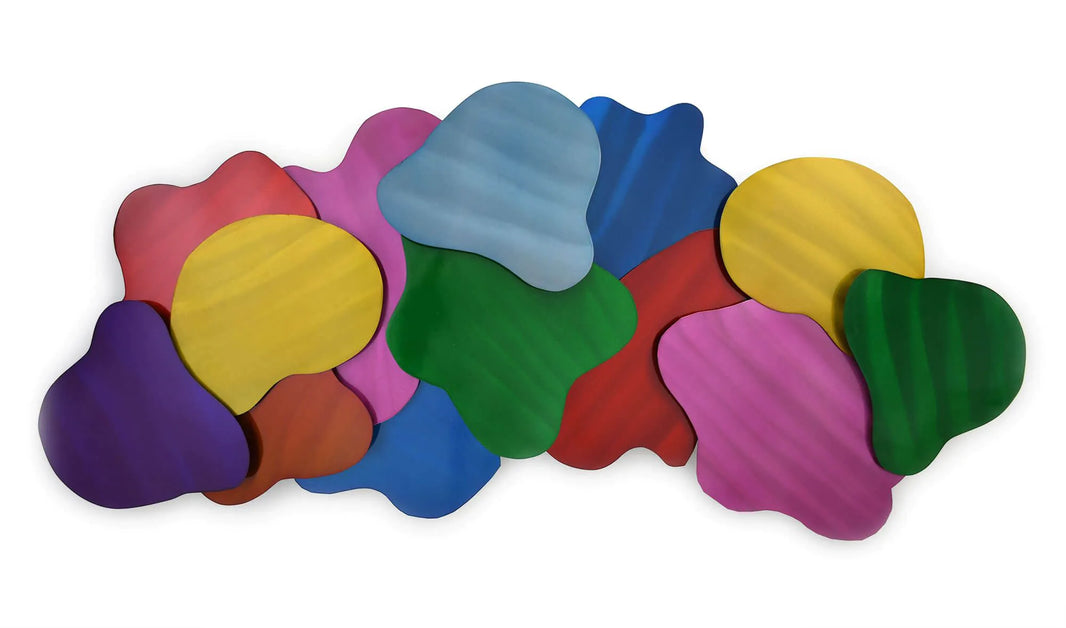 Moderne Wandskulptur Aus Handgefertigtem Metall – Wolkenmotiv, 62x125x9 cm, Mehrfarbig - Kunstvolle Metallwandskulptur für kreative Wohnräume.