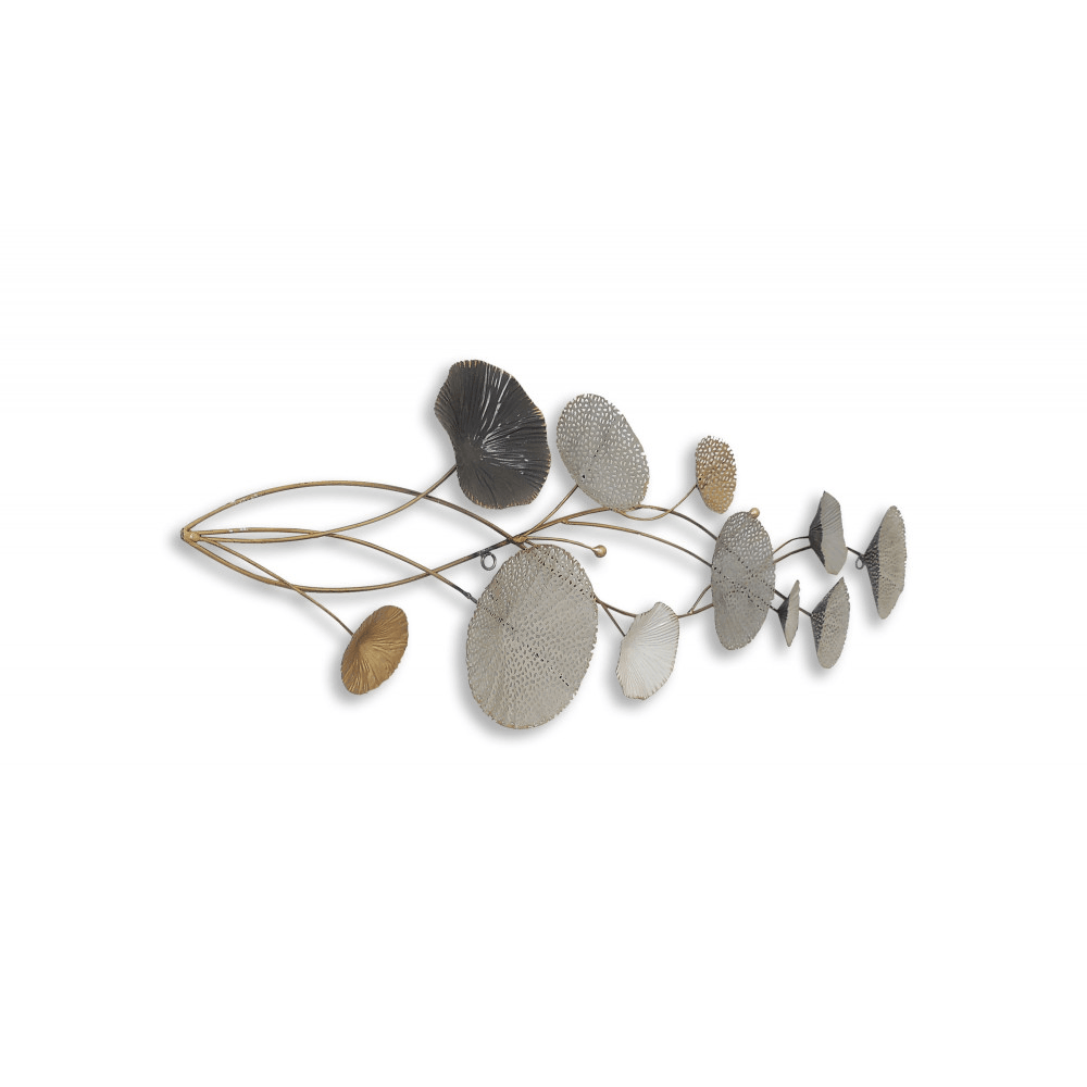 Stilisierte Wanddekoration aus Metall: Elegante Seerosen in Grau und Gold, kunstvoll angeordnet auf einem kunstvollen Zweig.