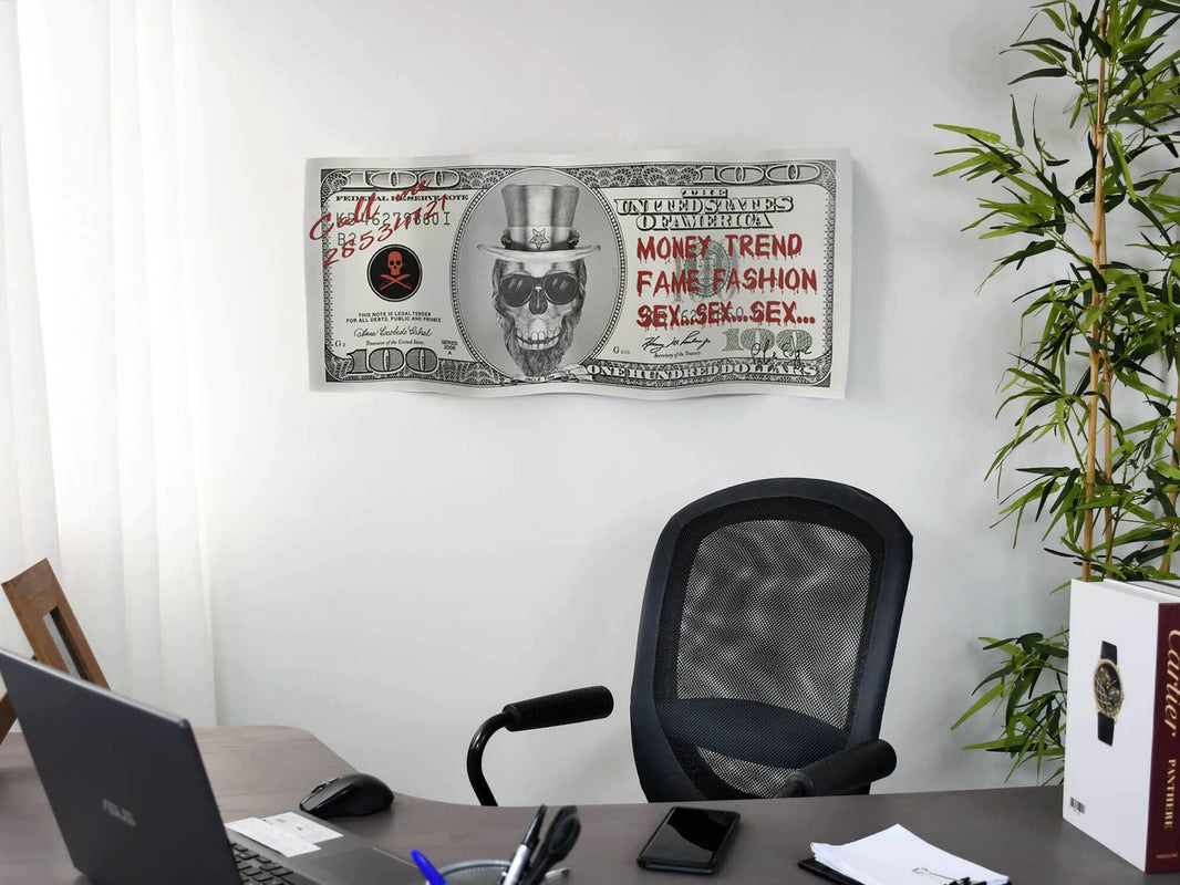 Dreidimensionale Pop Art Metall Wand Skulptur "Dollar Onkel Tom" 40 x 93 cm aus grau eloxiertem Aluminium, ideal für moderne Innenräume.