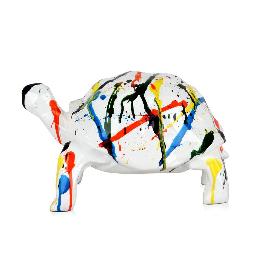 Facettierte Mehrfarbige Schildkröte Skulptur aus Hochwertigem Kunstharz, seitliche Ansicht mit bunten Farbspritzern, die die moderne Gestaltung betonen.