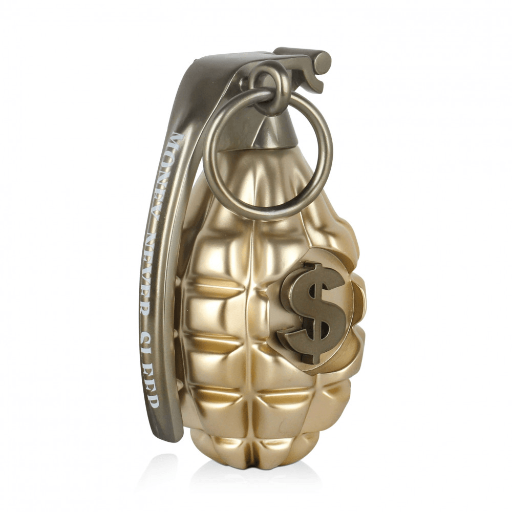 Erleben Sie die Welt der Pop Art mit der Skulptur Money Never Sleeps, die in Form einer goldenen Handgranate designed ist und das Symbol für Geld zeigt.