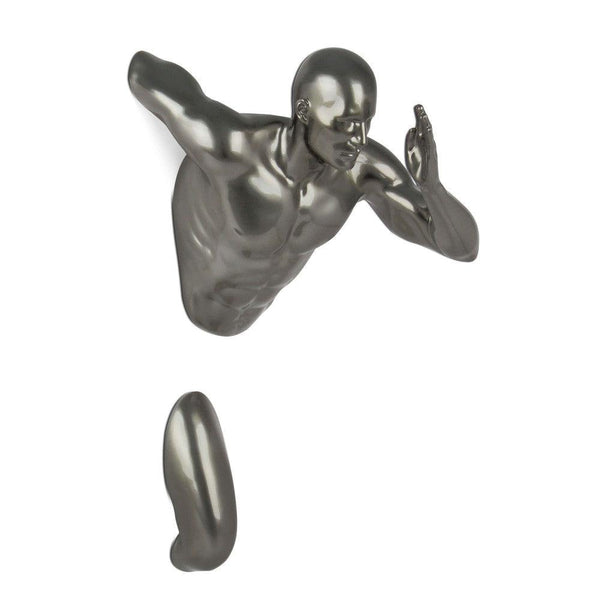 Großer Läufer anthrazit. Moderne figurative Skulptur aus Metalleffekt Harz, zum Aufhängen an der Wand - Designerobjekte.com