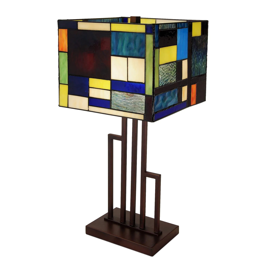 Tischlampe multicolor landscape auf einem Tisch, die warmes Licht ausstrahlt und lebendige Farben präsentiert.