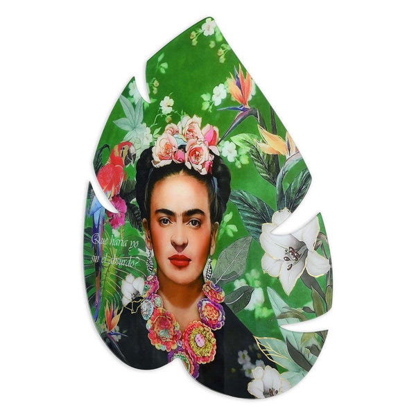 Hommage an Frida Khalo grün. Von Hand dekoriertes Bild auf einer geformten und reich verzierten Acrylplatte - Designerobjekte.com