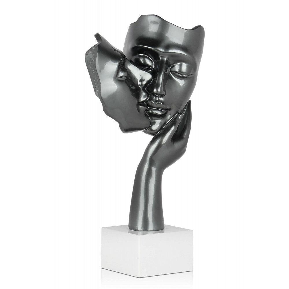Kuss zwischen Liebenden Metalleffekt. 50 x 27 x 14 cm. Moderne figurative Skulptur aus Kunstharz mit Metalleffekt auf Marmorsockel - Designerobjekte.com