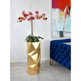 Pitagora 2. Geometrische Vase aus Glasfaserkunststoff, verziert mit goldfarbener Metallfolie - Designerobjekte.com