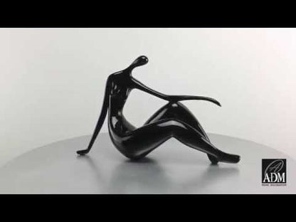 Ruhende Dame. Elegante Skulptur in Schwarz. Handgefertigt aus Lackiertem Kunstharz. Stilvolles Dekorelement.