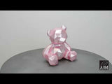 Kleiner Teddybär,  rosa. Facettierte moderne Skulptur aus Kunstharz, Perleffekt. 20 x 18 x 16 cm.