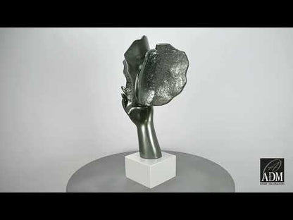Kuss Der Zärtlichkeit. Moderne Skulptur Aus Kunstharz. Metalleffekt Auf Marmorsockel. Handgefertigt.