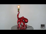 Lampe Krake rot. Tischlampe Skulptur Pop Art aus Harz Metalleffekt. 53 x 32 x 28 cm