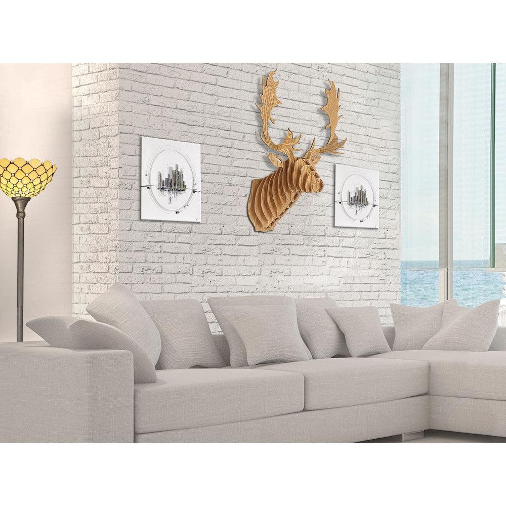 Rentierkopf 3D-Puzzle aus MDF an einer modernen Wand, elegante Wandkunst für eine stilvolle Wohnatmosphäre.