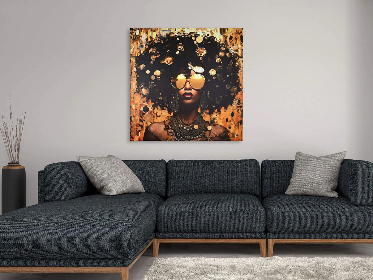 Modernes Ethnisches Wandbild Mit 3D-Textur Von Paolo Rossini, das Kunstwerk hängt über einer stilvollen Couch im modernen Wohnraum.
