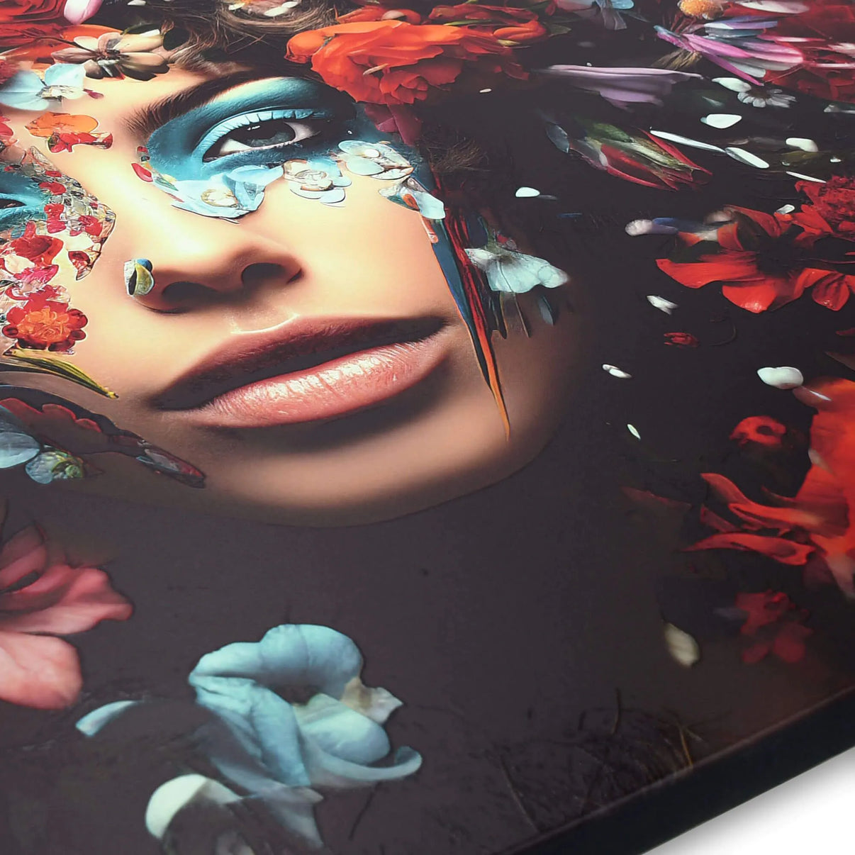 Detailaufnahme des modernen 3D Leinwanddrucks Blumenmotiv von Paolo Rossini – 80x120cm, Zertifikat & Ästhetischer Rahmen, zeigt die hochwertige Textur und Farbenpracht.