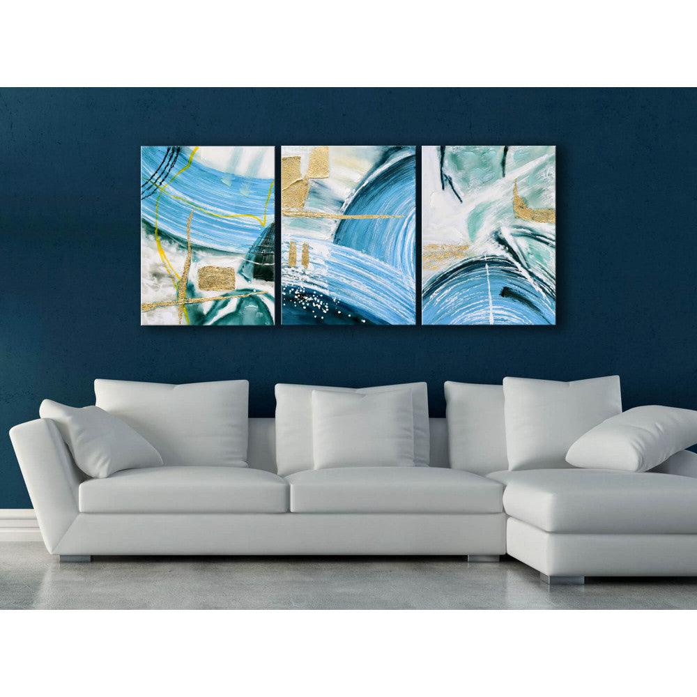Das faszinierende abstrakte Acryl-Gemälde auf Leinwand in einer modernen Wohnumgebung, aufgehängt über einem gemütlichen Sofa, das einen eleganten Akzent setzt.