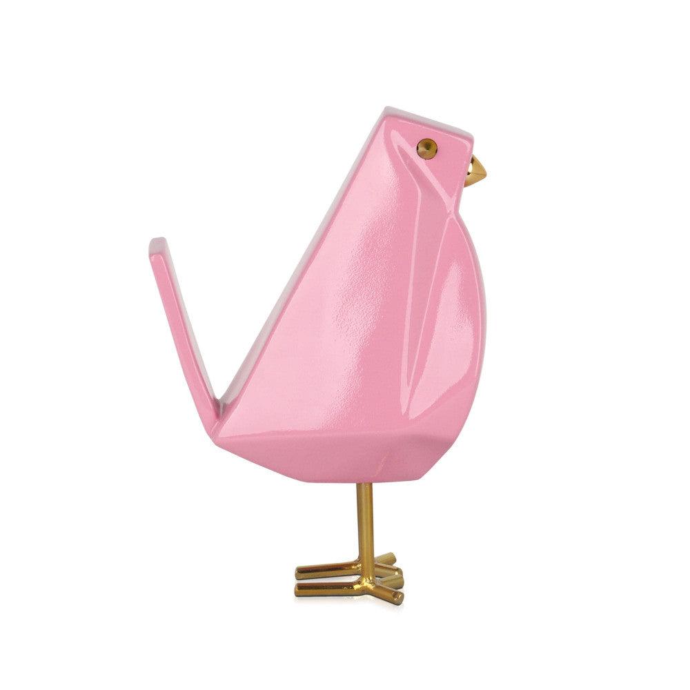 Vöglein rosa – Moderne geometrische Skulptur aus lackiertem Harz mit eleganten Metalleinsätzen, Frontansicht der pinken Skulptur auf goldenen Füßen.