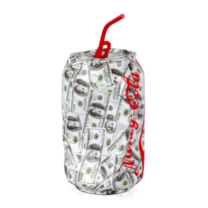 Vibrante Pop Art Skulptur – Zerdrückte Dose aus Harz mit Wassertransferdekor, dekoriert mit einem Geldschein-Design und rotem Strohhalm.
